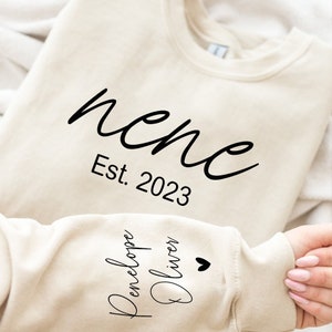 Custom Nene Sweatshirt with Date and Grandkids on Sleeve, Nene Sweatshirt, Minimalist Nonna, Kids on Sleeve Nene Sweatshirt, Nene Gifts