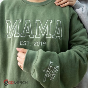 Mama Embroidered Sweatshirt with kids on sleeve, Embroidered MAMA Est Sweatshirt, Embroidered Mama Pullover, New Mom Embroidery Sweatshirt