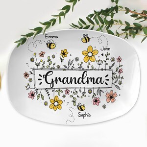 Custom Grandma Bee Flower Platter, Custom Grandma Mother's Day Gift, Platter Gift For Mimi, Mom Floral Plate, Gigi Gift, Gift from Grandkids