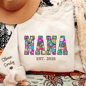 Custom Nana Embroidered Sweatshirt, Nana Floral Applique Sweatshirt, Custom Kidnames on Sleeve, Personalized Gift for Nana Mama Grandma Mimi