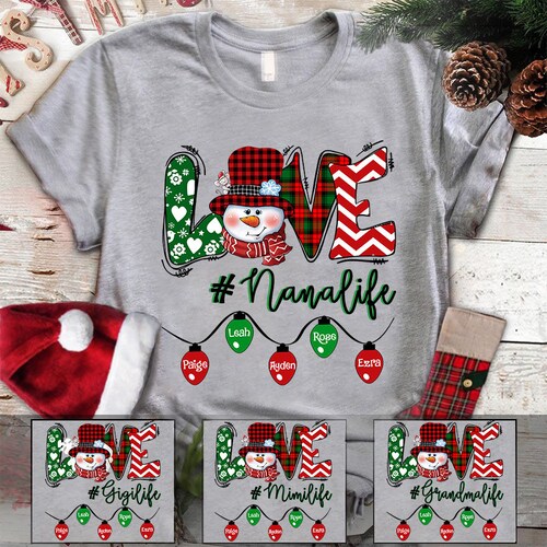 T-shirt personnalisé grand-mère bonhomme de neige gnomes, nom de famille personnalisé chemise grand-mère de Noël, noms personnalisés de lumières de grand-mère pour Noël, chemise de grand-mère de Noël