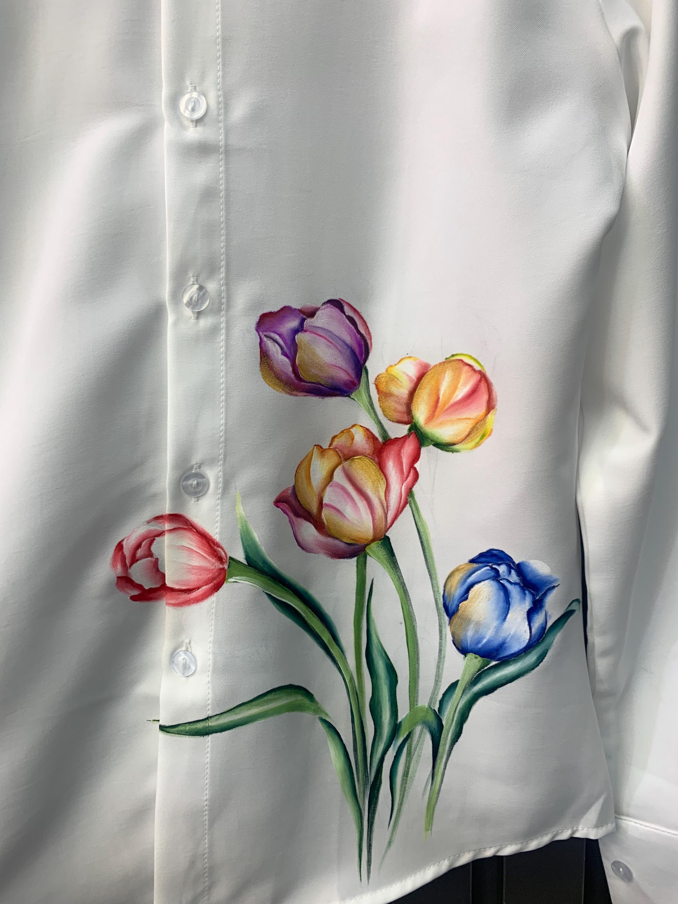 Artist Signature Floral Top main image 1