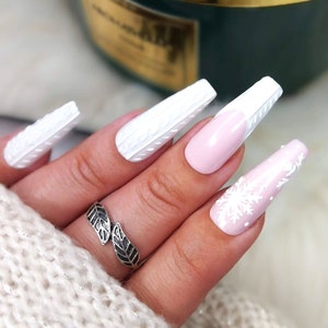 Press on Nails Christmas white sweater elegant false nails art fake nails winter long Stiletto Medium Sweater Almond Square Short Coffin