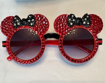 Minnie Mouse sunglasses