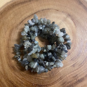 Labradorite Chip Bracelet/Crystal Bracelet