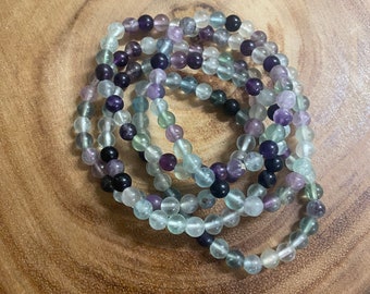 UN Braccialetto Elasticizzato In Cristallo Di Fluorite Arcobaleno Da 6 Mm 7,5 Pollici Completamente Naturale - Italia - Foto 5