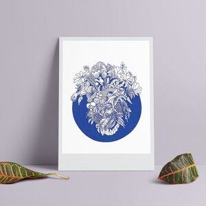 Carte de vœux en plein cœur, carte d’occasion, œuvre d’art surréaliste, bleu monochrome, cadeau conscient, inspiré de la nature, dessiné à la main, papier recyclé