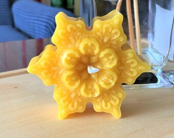 Christmas candle snowflake candle natural beeswax candles Pure beeswax