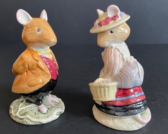 Lord and Lady Woodmouse de la collection « Brambly Hedge » de Royal Doulton.