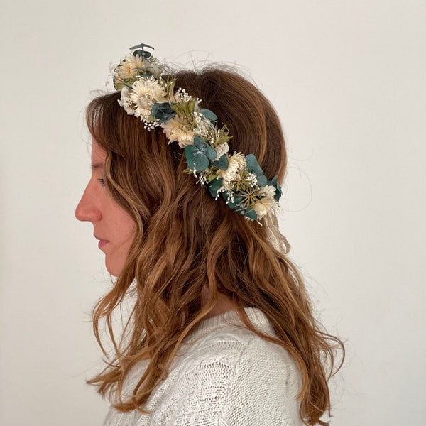 Couronne tête bohème, serre tête champêtre en fleurs séchées et stabilisées fait main artisanalement. Accessoires de coiffure pour mariage.