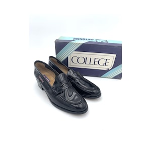 70s COLLEGE patent leather BLACK woman MOCASSINS size 40EU - 7UK