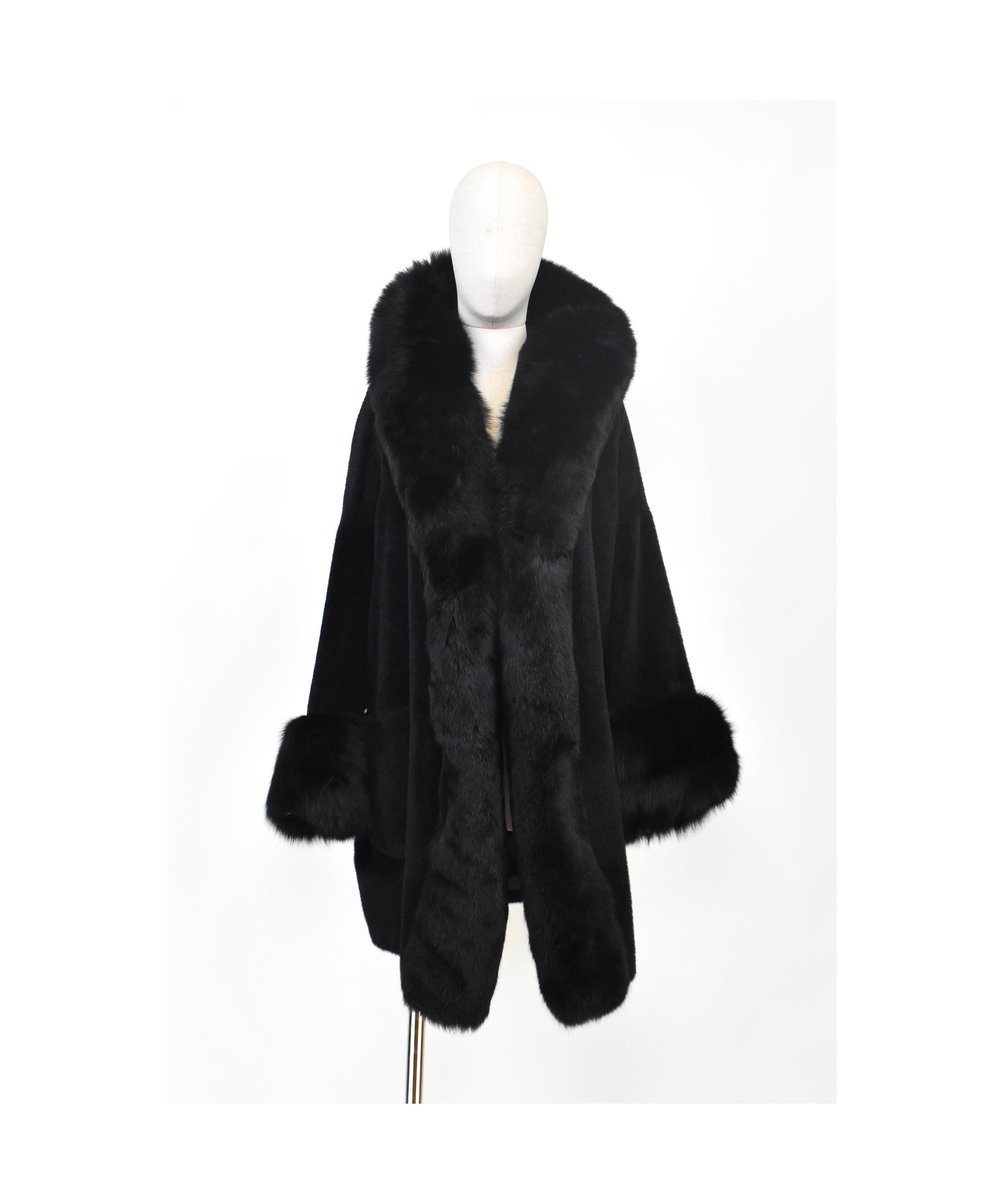 2000s GUCCI by Tom Ford Fox Fur Coat - Etsy