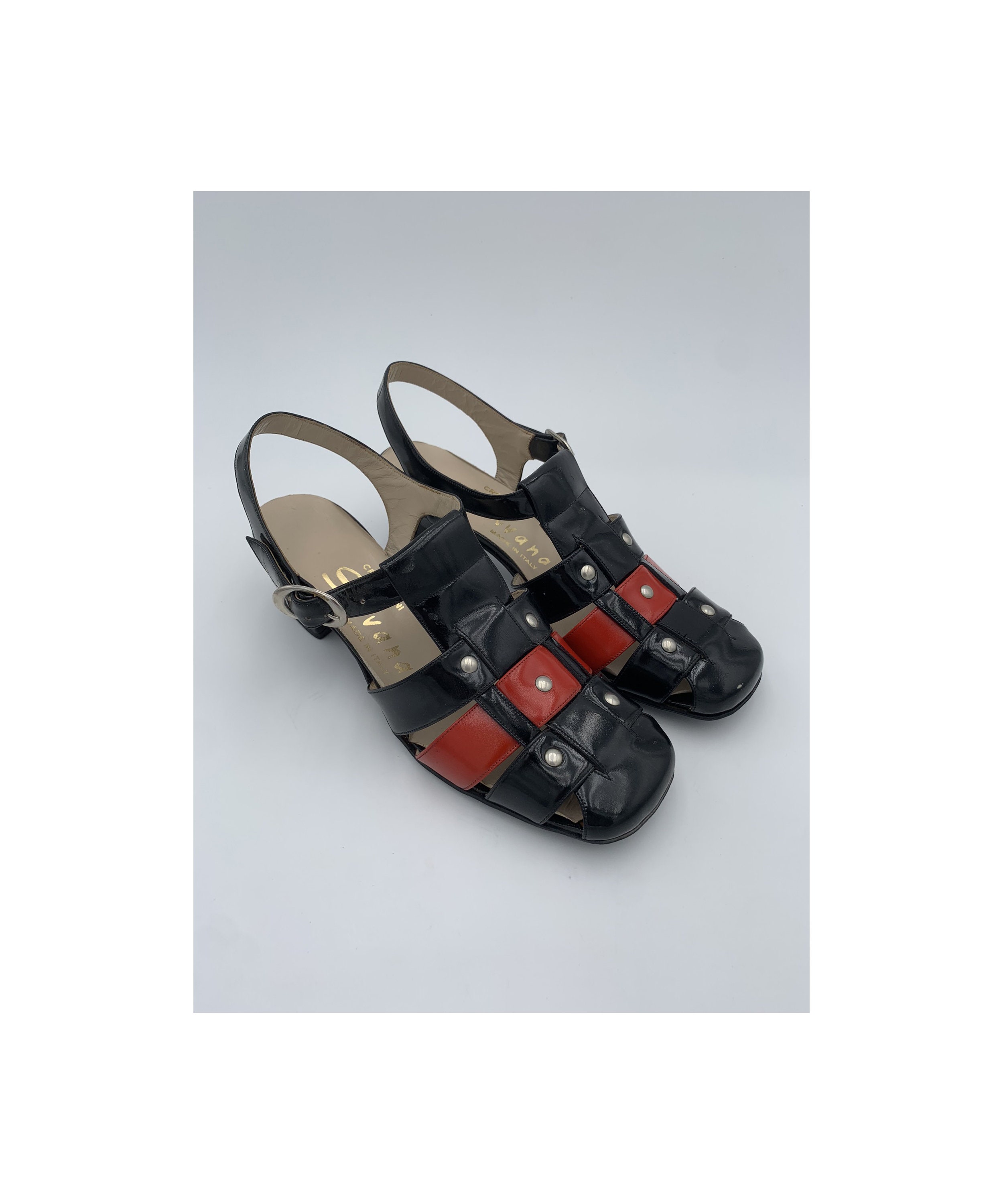 70s DEADSTOCK patent leather RED_&_BLUE woman SANDALS size 37EU - 4UK