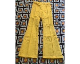 70s DEADSTOCK corduroy LEVI&#39;S woman flared - all size available!!!!