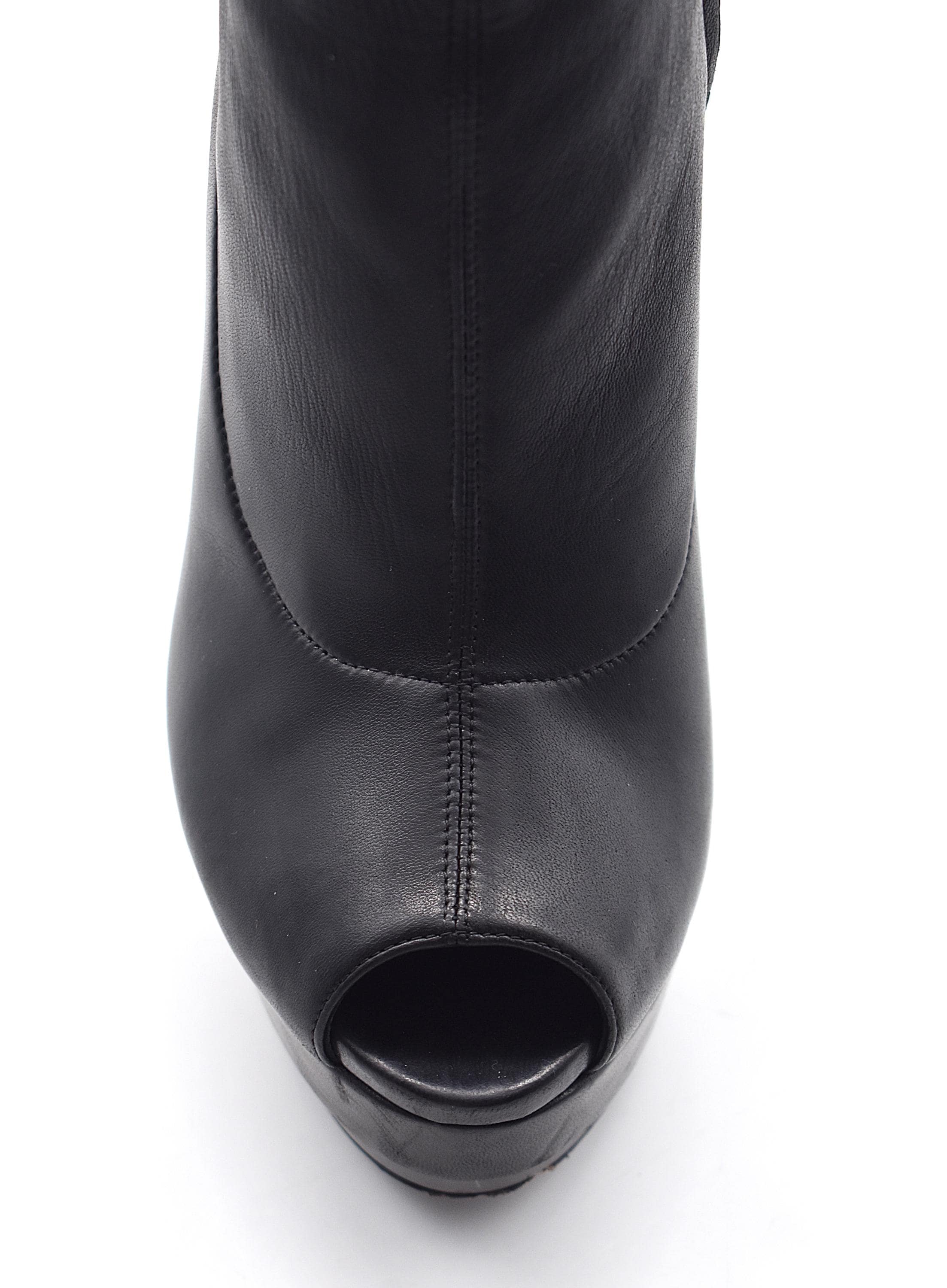 2000s GUCCI by Tom Ford Black Stiletto Ankle Boots Size 38EU - 5UK 