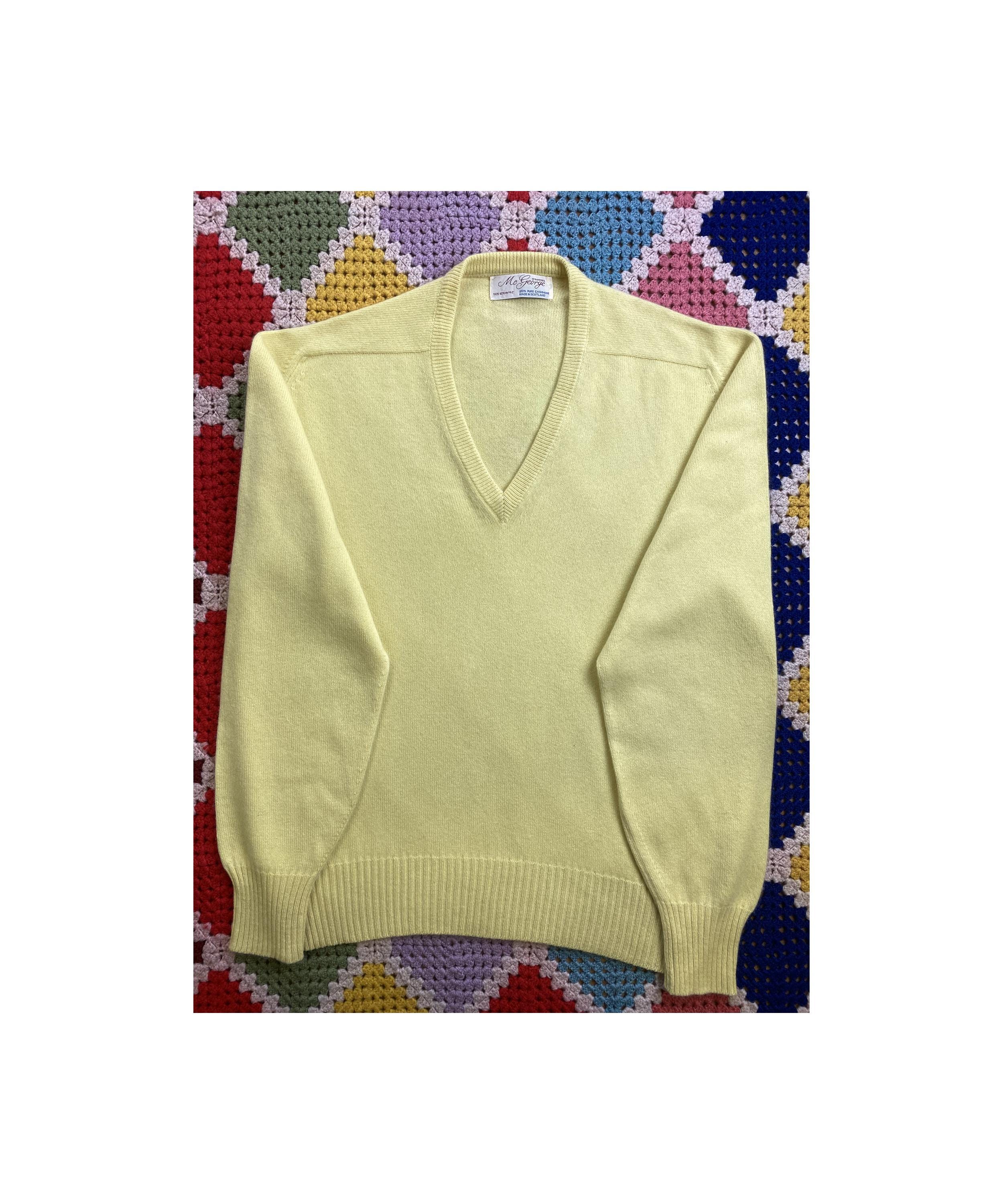 高級カシミヤ100％セーター クルーネック イエロー系 クリーム色 M 
