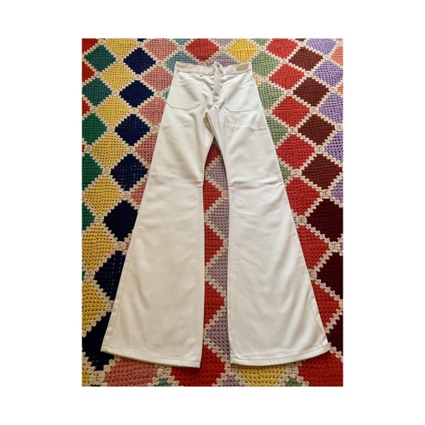 70s DEADSTOCK super WHITE woman FLARED jeans (size 27x36)