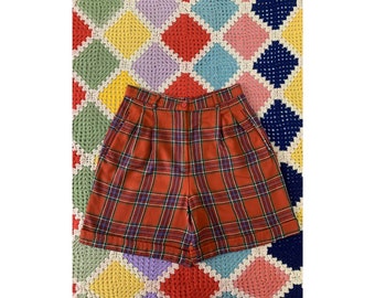 70er Jahre wunderschöne KURZE KURZE HOSE aus roter TARTAN-Wolle