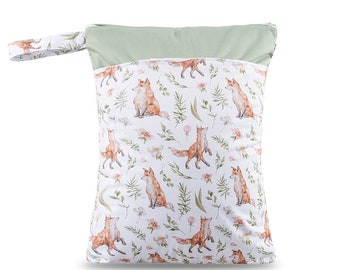 Wetbag foxes with flowers / green - 30 x 40 cm diaper bag daycare bag changing bag wet bag