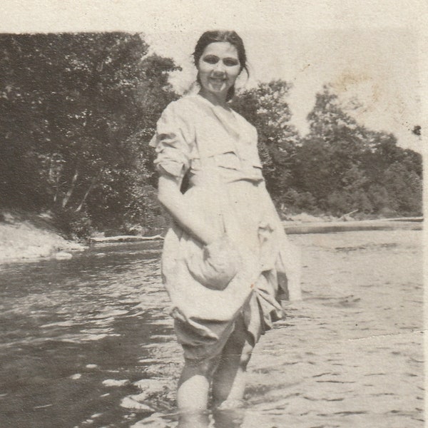 Hillbilly Frog Gigging! Pretty Young Girl Hikes Up Dress in River! 1910s - Vintage Original Photo