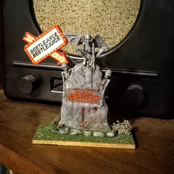 Beetlejuice Grave and Sign tombstone cemetery Display large and small versions