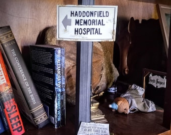 Halloween 2 Haddonfield Hospital Sign Michael Myers Horror movie Display