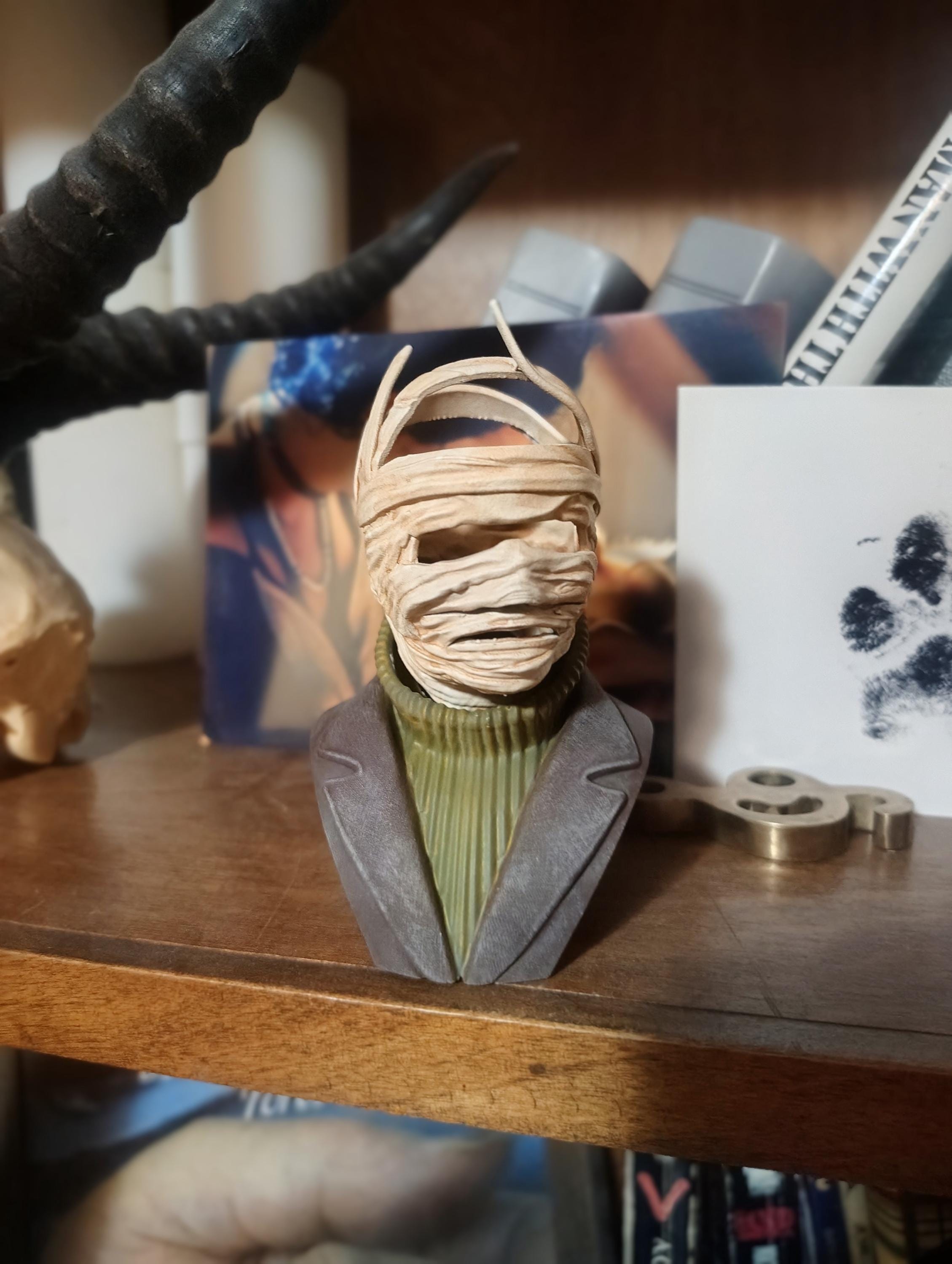 Invisible Man - Classic Monsters - Mini Bust Statue Figurine - Etsy