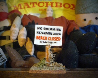 Replica del cartello di chiusura di Jaws Beach: modello in scala 1/12.