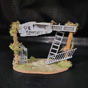 Pet Semetary Stephen King  Horror Display. 1/12th scale 3D diorama miniature gift idea Pet Cemetary