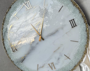 Resin clock with clear quartz crystal edge