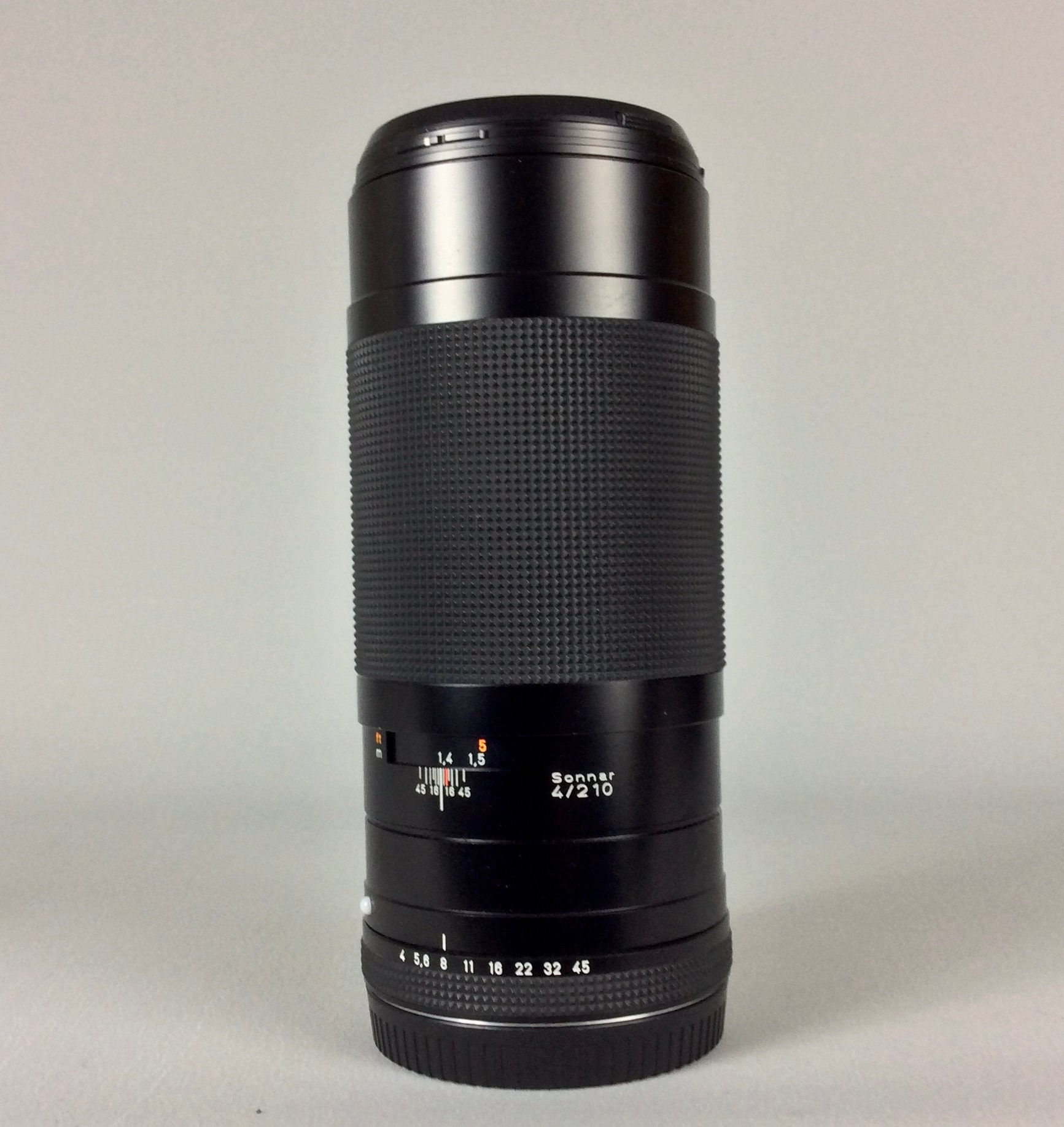 Carl Zeiss Sonnar 4/210 T* レンズ Carl Zeiss Sonnar 4/210 T* レンズ（コンタックス用）、新品同様