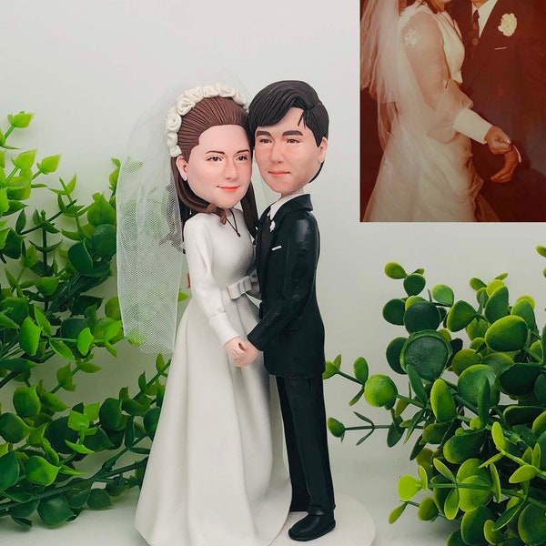 Custom wedding bobblehead,wedding cake decoration, custom bobblehead,family portrait, custom couple portrait, anniversary gift, wedding gift