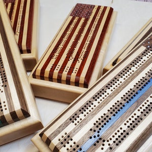 Amerikanische Flagge Cribbage Board mit Lagerung