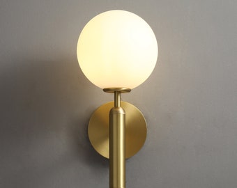 FLEUREN Brass Wall Light with Sconce Globe Shade