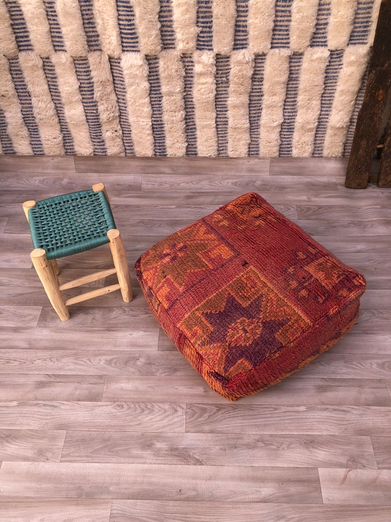 レッドキリムプーフ、モロッコフロアクッション、オットマンフロア