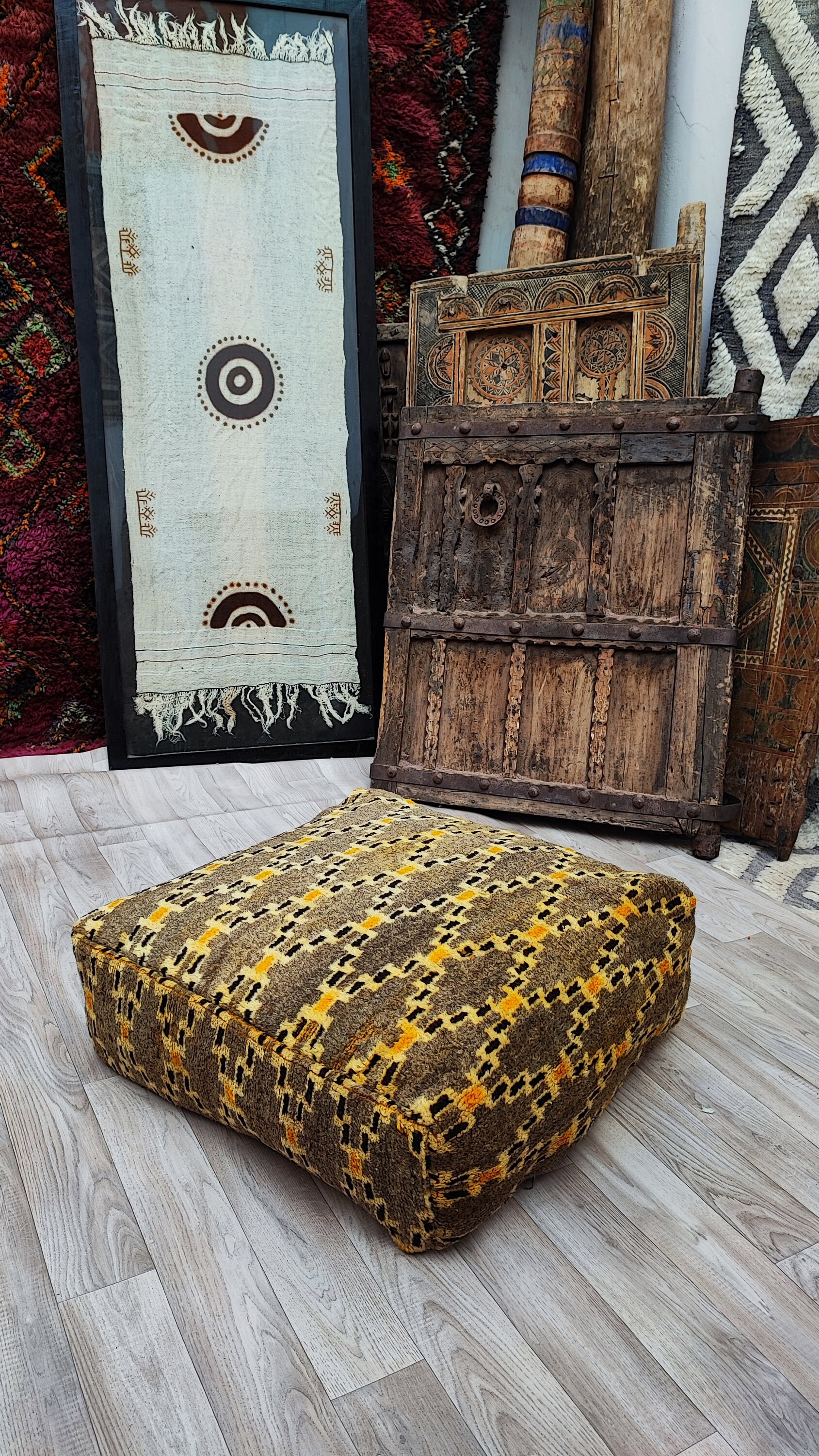 グリーン タズナクト プーフ、フロアプーフ、ヴィンテージ モロッコ