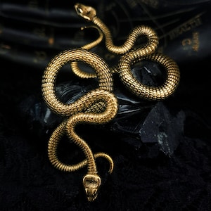 Snake dangle weights: statement goth hangers, 2g punk jewelry pair, unique ear serpent expanders, witchy gift idea, unisex earrings