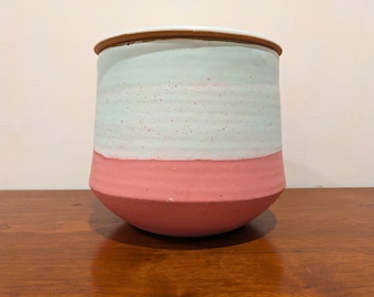 Hand Thrown Ceramic Cremation Urn: Modern Memorial Keepsake