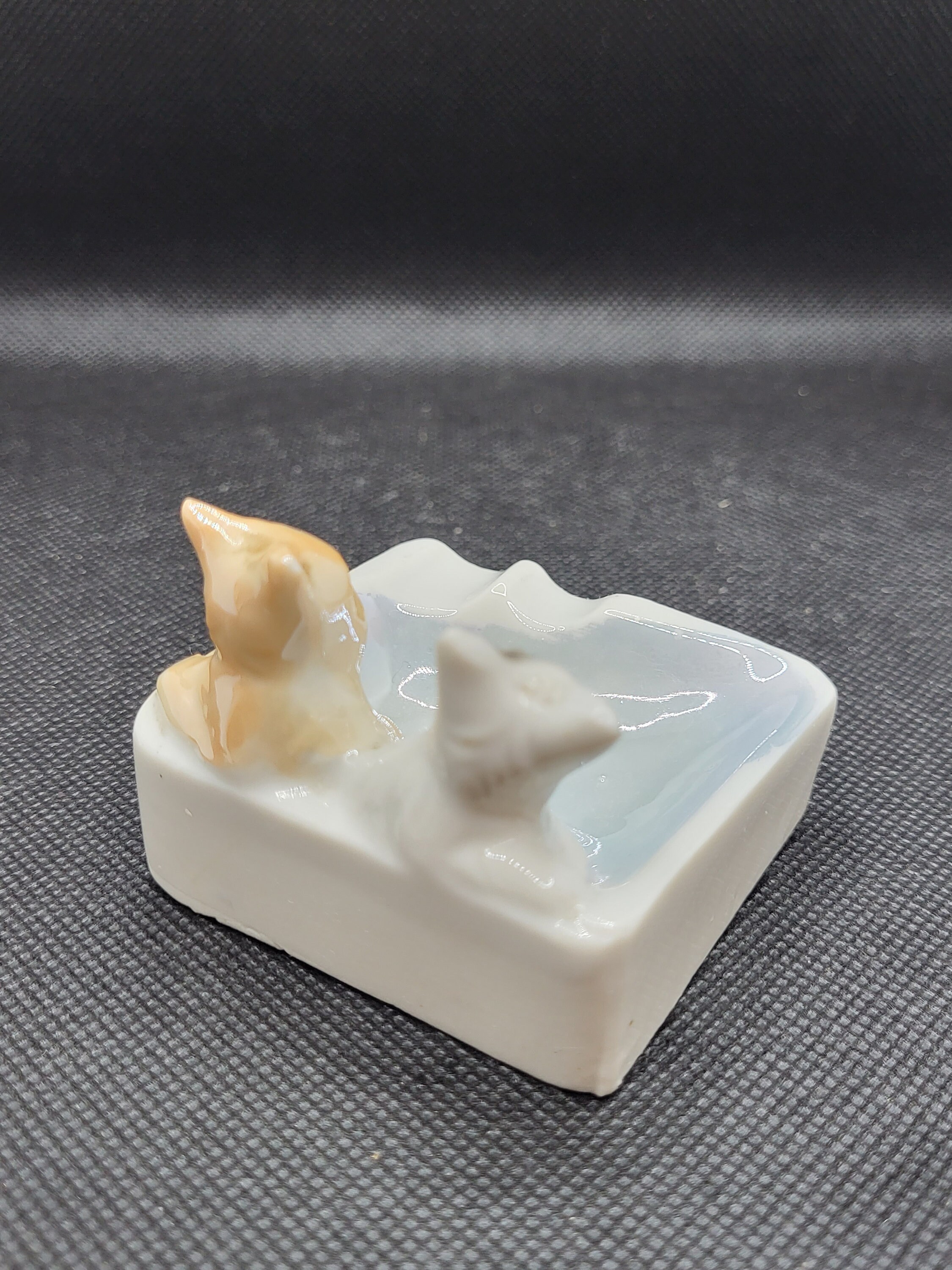 Miniature Figural Lusterware Scotties Ashtray Hand Painted