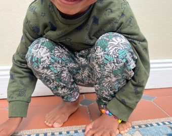 Leggings bébé, imprimé caméléon, imprimé audacieux pantalon pour enfants, fait main en Irlande, unisexe, coffret cadeau nouveau-né, bébé garçon, bébé fille