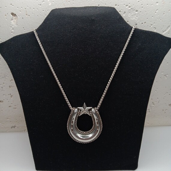 Horseshoe Statement Heavy Necklace with Star Signe