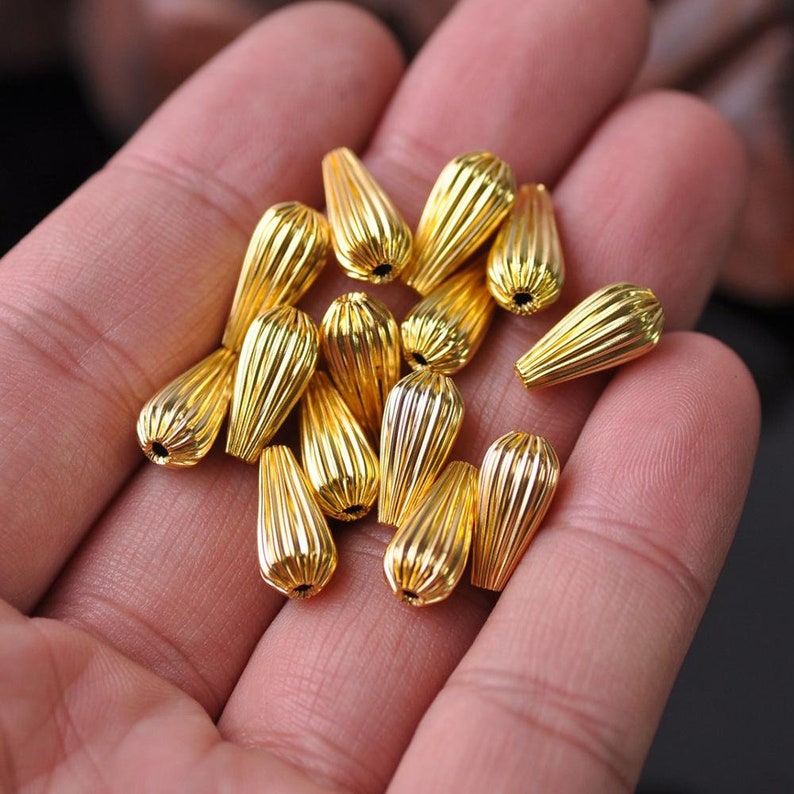 20pcs Plicated Teardrop 14x7mm Gold/Silver Plated Loose Brass Metal Beads 20pcs Plicated Teardrop 14x7mm Gold/Silver Plated Loose Brass Metal Beads