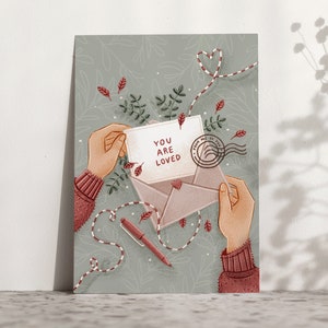 Sie geliebt werden Postkarte | DIN A6 | Flatlay Art | Liebe senden Illustration | Valentinstag Illustrierte Grußkarte | Wanddekoration | Kleines Geschenk