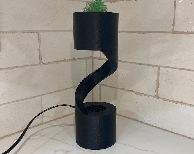 Modern Succulent Water Fountain: 3D Printed Zen Decor