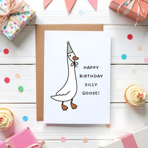 Carte d'anniversaire drôle d'oie avec enveloppe - carte de voeux idiote d'oie pour des amis - carte d'anniversaire animal mignonne expédiée à vous