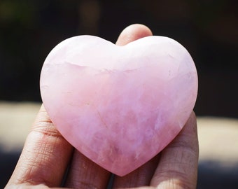 Rose Quartz Heart / Rose Quartz Heart Stone / Heart Crystal / Crystal Heart / Heart Carving / Home Decor / Stone Heart / Rose Quartz Crystal