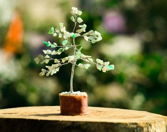 Green Aventurine Gemstone Tree – Handmade Crystal Décor for Healing, Prosperity & Positive Energy