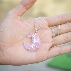 Natural Rose Quartz Moon Necklace, Crescent Pendant & Healing Gemstone Jewelry, Pink Quartz Chain Necklace for Wellness