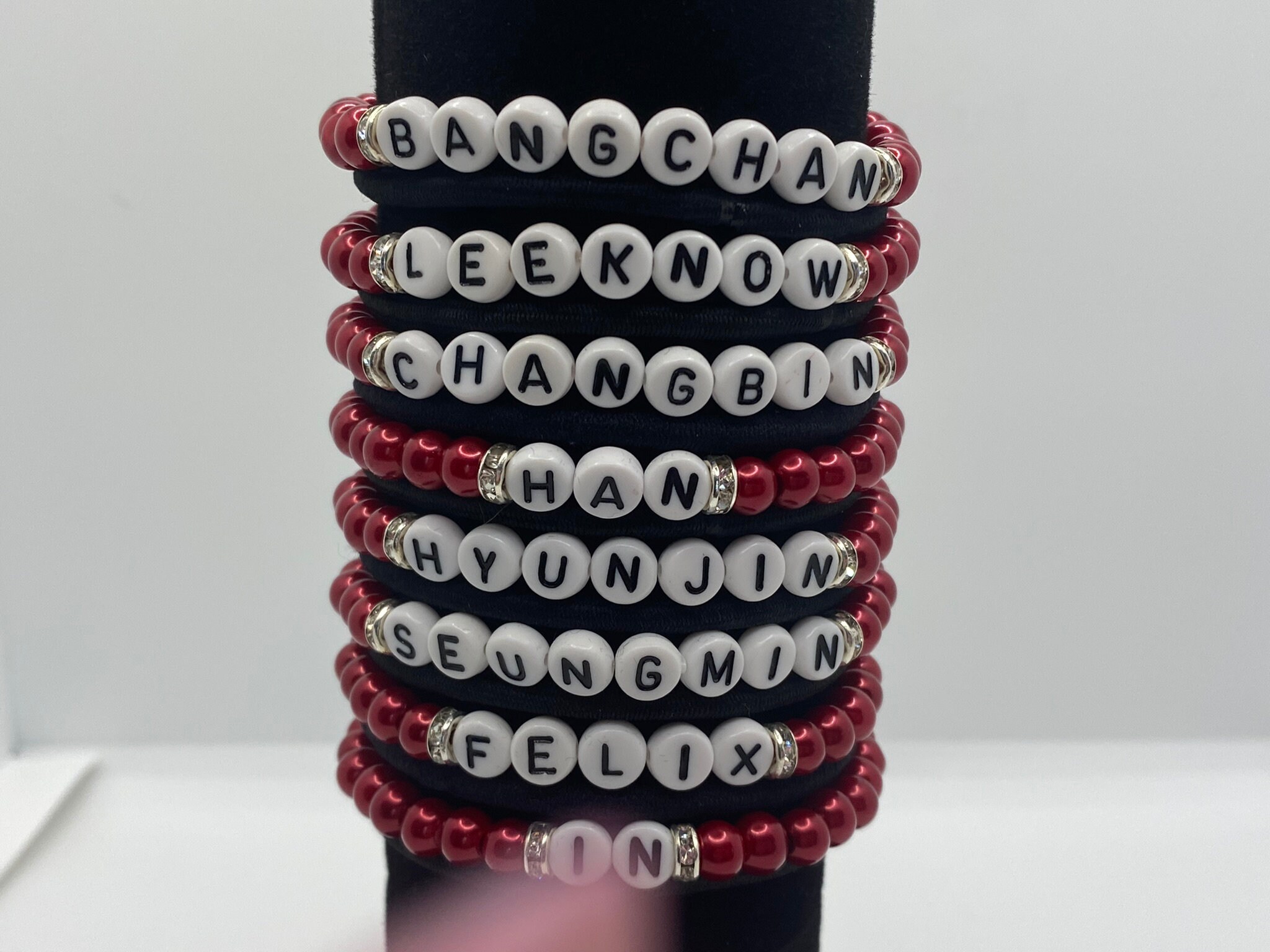 Lot De 4 Bijoux Stray Kids - Collier Boussole Et Bracelets Pour Fans Kpop | Cadeaux Stray Kids SKZ Unisexes