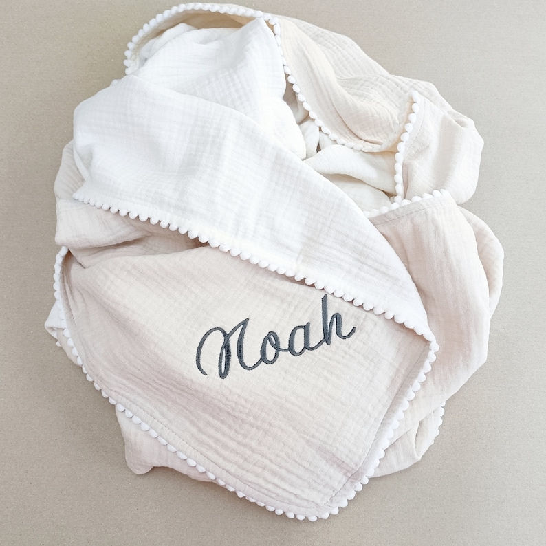 Personalised safari baby blanket, muslin swaddle blanket gift set for boy/girl, soft organic cotton, newborn gift, toddler blanket Oatmeal & Charcoal